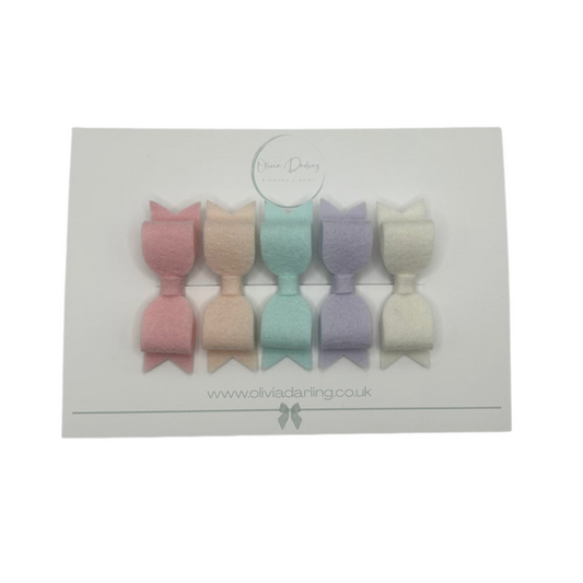 Pastel Felt Clip Set